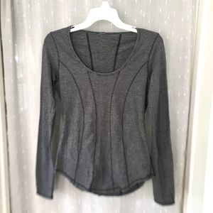 Lululemon princess seamed long sleeve 6